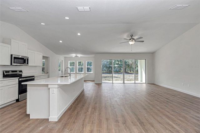 6951 SW 151ST LOOP, Dunnellon, FL 34432