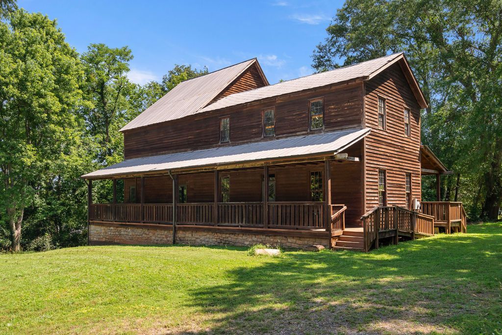 216 N Mechanic Street, Pendleton, SC 29670