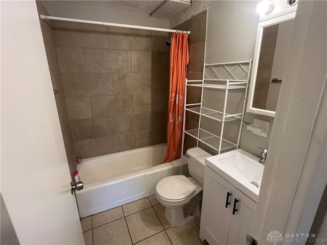 445 Hunter Avenue 2,3,5,6, Dayton, OH 45404