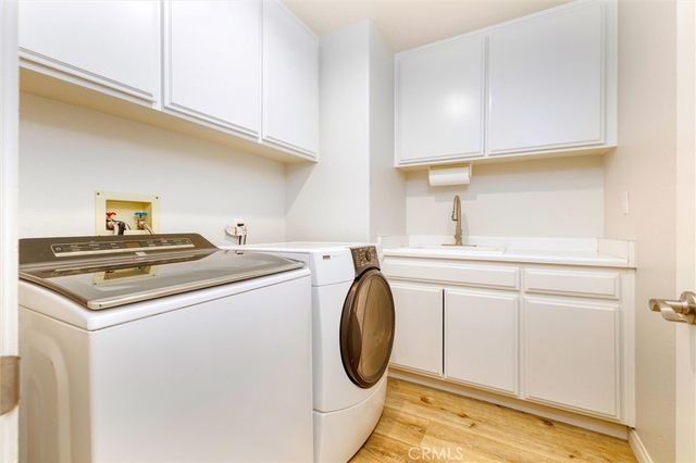 23609 Wilmington Court, Valencia, CA 91354