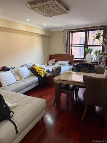 144-63 35th Avenue 4B, Flushing, NY 11354