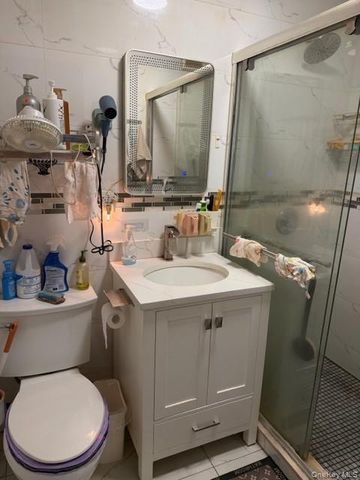 144-63 35th Avenue 4B, Flushing, NY 11354