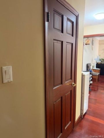 144-63 35th Avenue 4B, Flushing, NY 11354