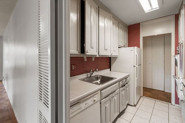 85 East India Row 6B, Boston, MA 02110