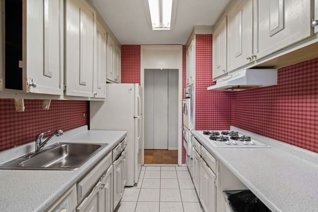 85 East India Row 6B, Boston, MA 02110