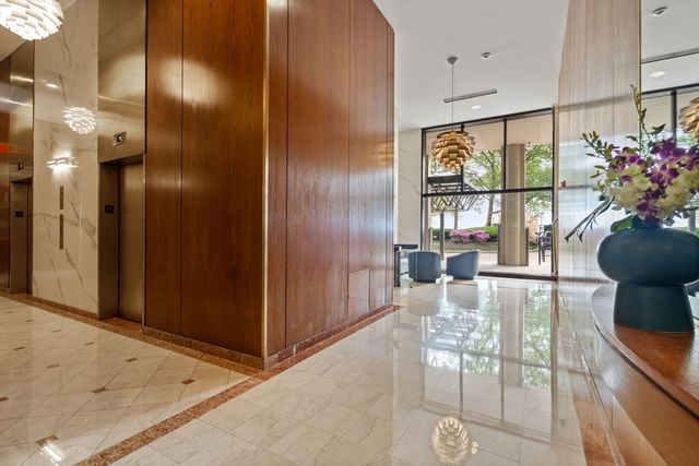 85 East India Row 6B, Boston, MA 02110