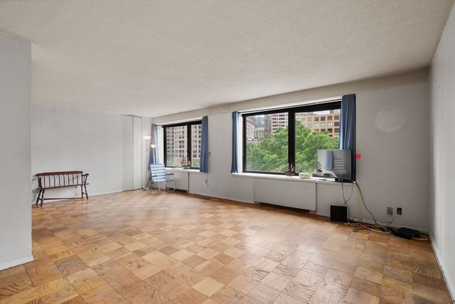 85 East India Row 6B, Boston, MA 02110
