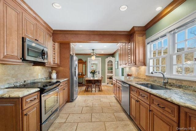 79 W Main Street, Pawling, NY 12564