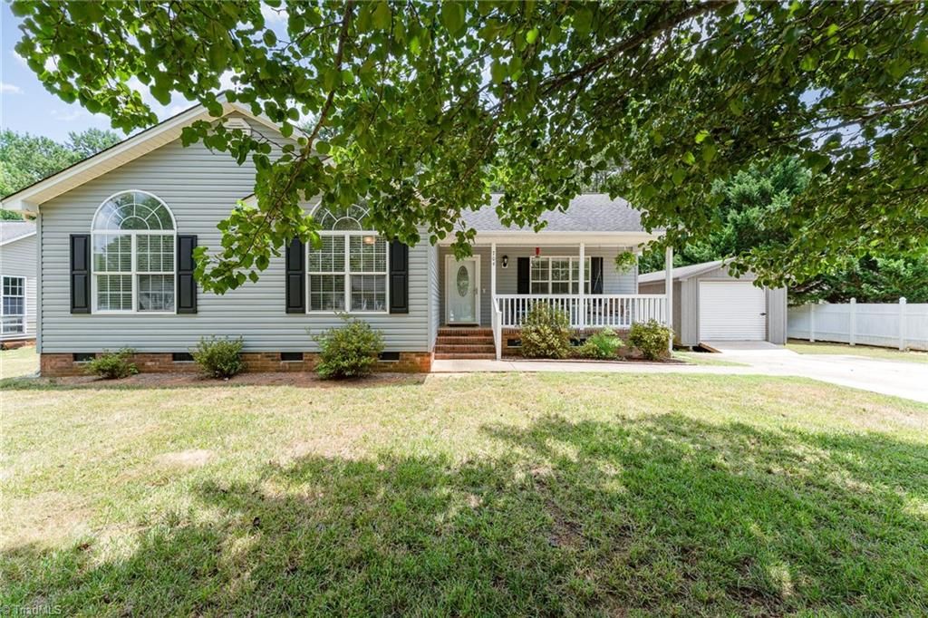 704 Logan Lane, Liberty, NC 27298