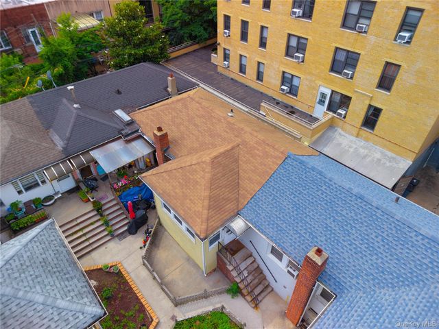 30 West End Avenue 6, Brooklyn, NY 11235