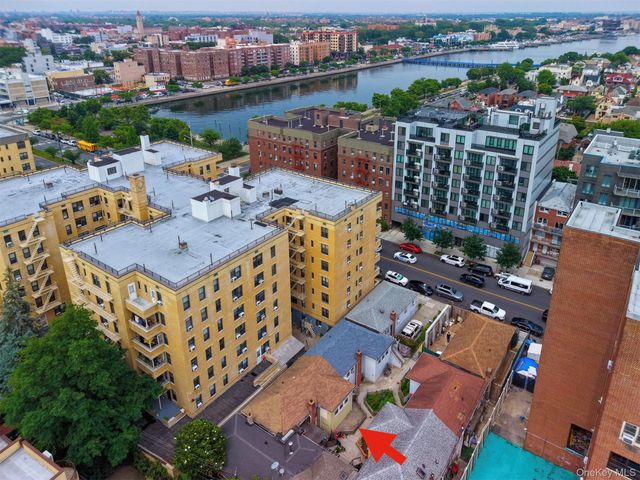 30 West End Avenue 6, Brooklyn, NY 11235