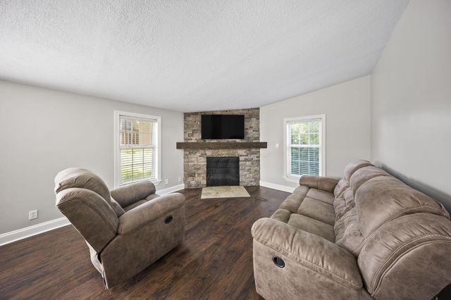 15193 Hall Road NW, Mount Vernon, OH 43050