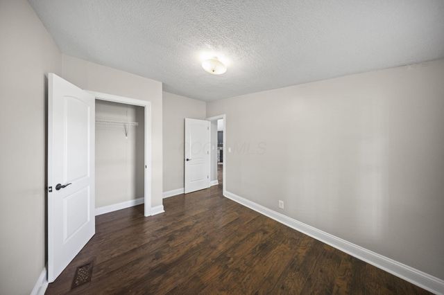 15193 Hall Road NW, Mount Vernon, OH 43050
