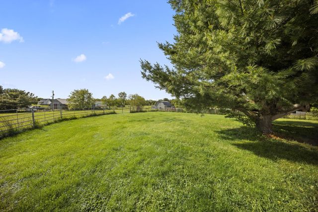 15193 Hall Road NW, Mount Vernon, OH 43050