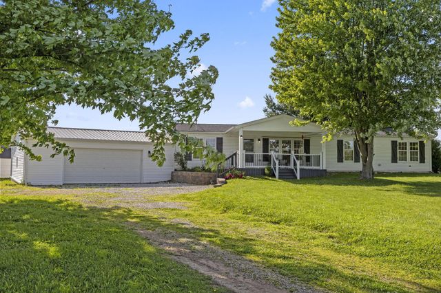 15193 Hall Road NW, Mount Vernon, OH 43050