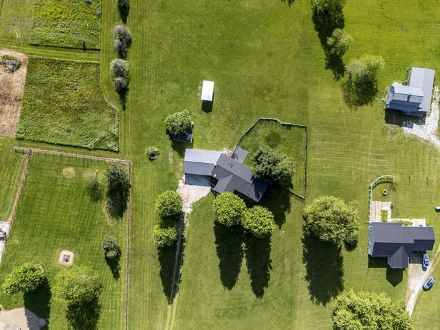 15193 Hall Road NW, Mount Vernon, OH 43050