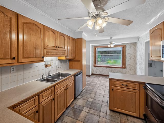 101 Beacon Hill Lane, Summerville, SC 29485