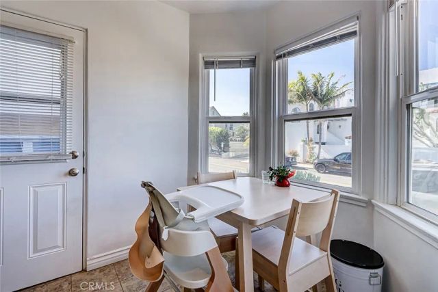 98 Highland Avenue, Manhattan Beach, CA 90266