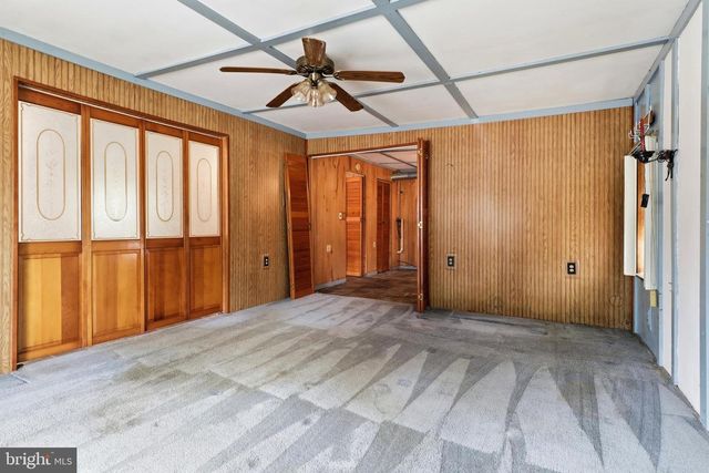 374 MAPLE AVE, Hanover, PA 17331