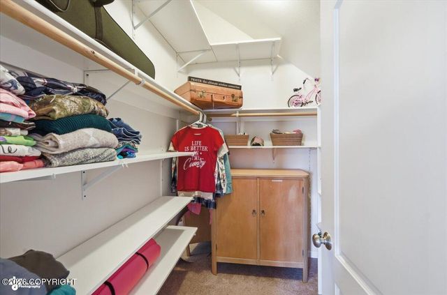 6920 W Beverly Lake Road, Wasilla, AK 99623