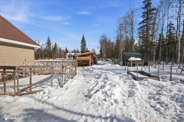 6920 W Beverly Lake Road, Wasilla, AK 99623