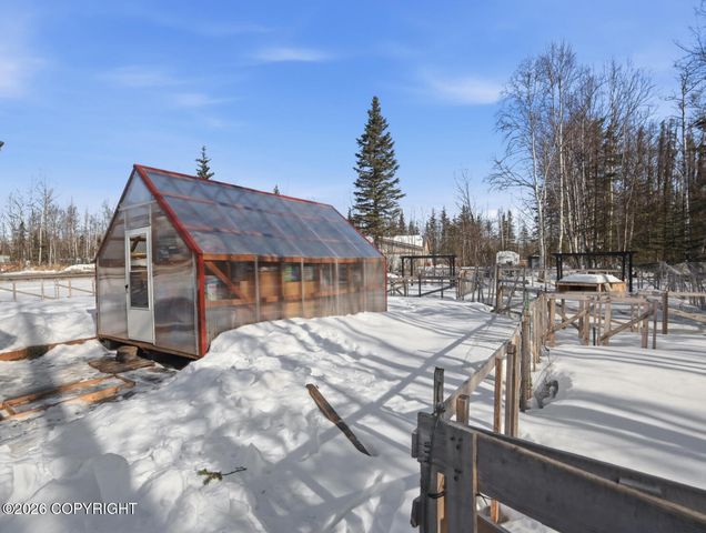 6920 W Beverly Lake Road, Wasilla, AK 99623