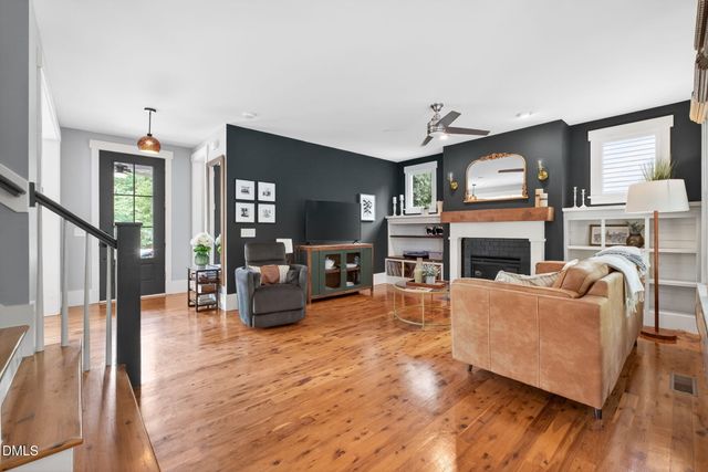 2825 Oakley Woods Lane, Apex, NC 27539