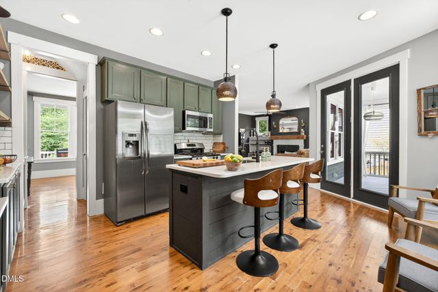 2825 Oakley Woods Lane, Apex, NC 27539