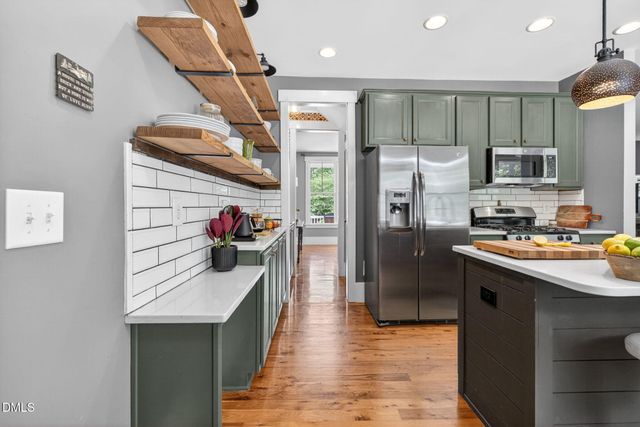 2825 Oakley Woods Lane, Apex, NC 27539