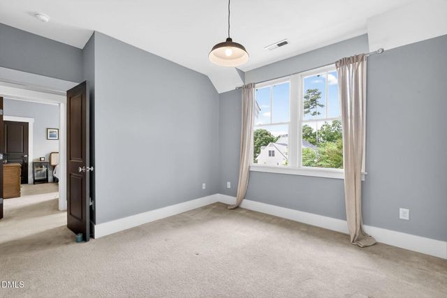 2825 Oakley Woods Lane, Apex, NC 27539