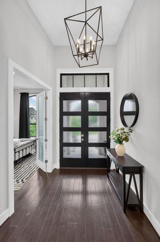 272 Egret LN, Austin, TX 78737