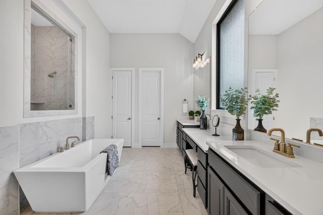 272 Egret LN, Austin, TX 78737
