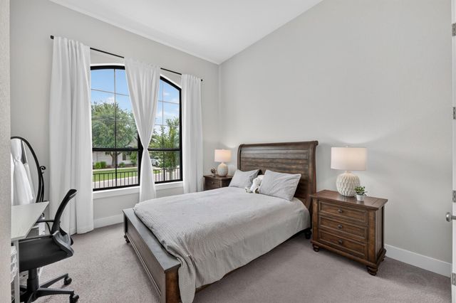 272 Egret LN, Austin, TX 78737