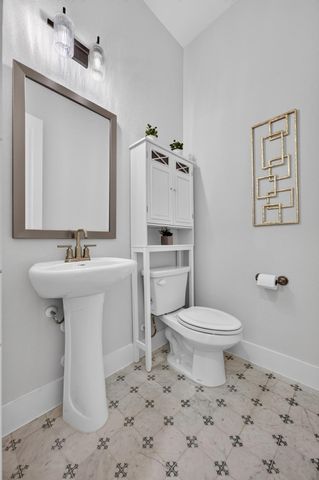 272 Egret LN, Austin, TX 78737