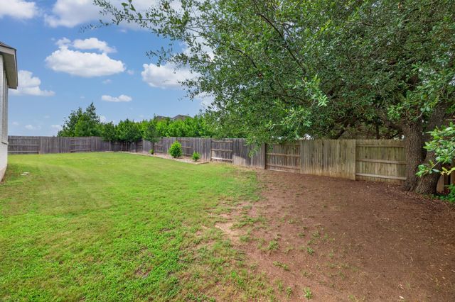 272 Egret LN, Austin, TX 78737