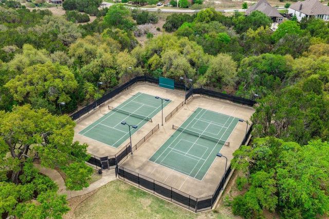 272 Egret LN, Austin, TX 78737