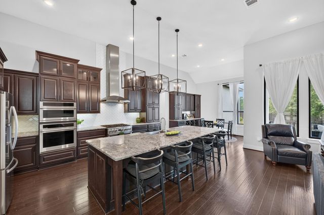 272 Egret LN, Austin, TX 78737
