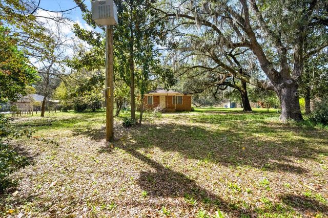 1946 River Road, Johns Island, SC 29455