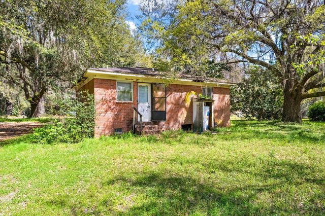 1946 River Road, Johns Island, SC 29455