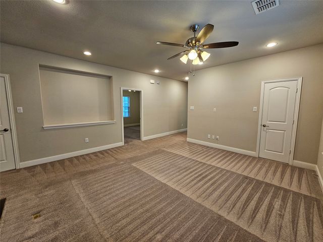 988 Shadyside Lane, Dallas, TX 75223