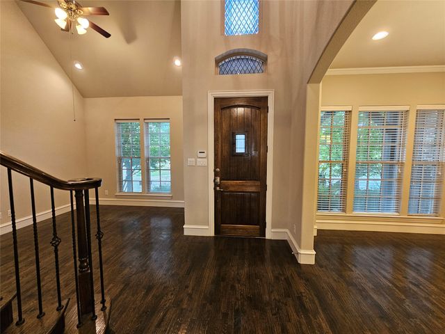 988 Shadyside Lane, Dallas, TX 75223
