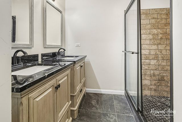 328 N Brookshore Drive, Shorewood, IL 60404