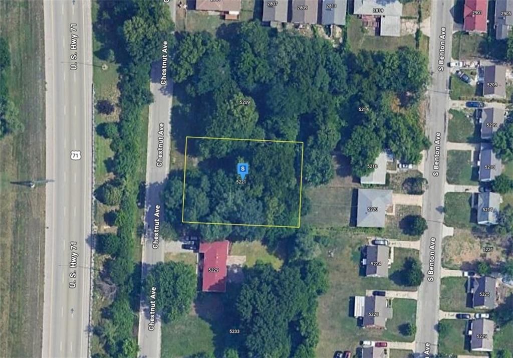 5221 Chestnut Avenue, Kansas City, MO 64130