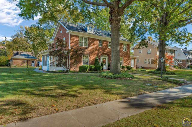 1610 SW Plass AVE, Topeka, KS 66604