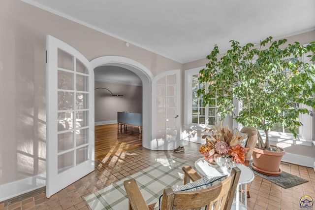 1610 SW Plass AVE, Topeka, KS 66604