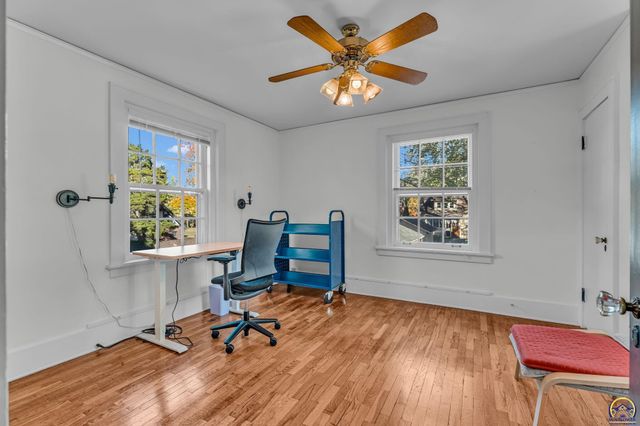 1610 SW Plass AVE, Topeka, KS 66604