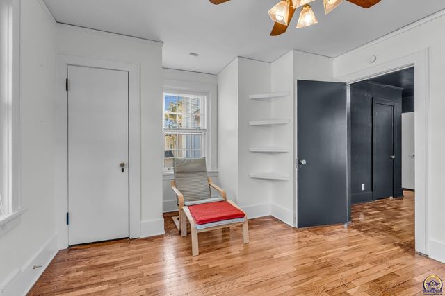 1610 SW Plass AVE, Topeka, KS 66604