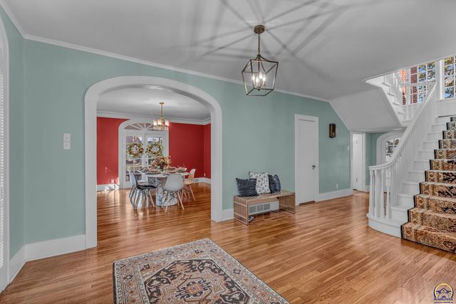 1610 SW Plass AVE, Topeka, KS 66604