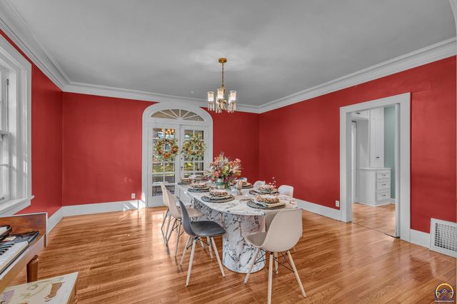 1610 SW Plass AVE, Topeka, KS 66604