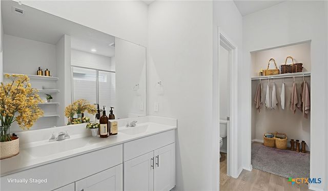 1708 Violeteared Way, Lockhart, TX 78644